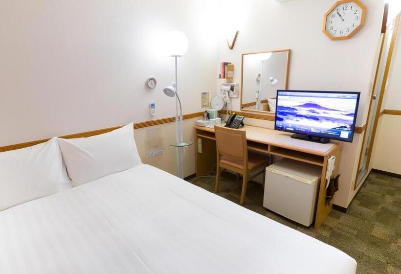 Номер Economy, Toyoko Inn Okinawa Naha Kokusai-dori Miebashi-eki