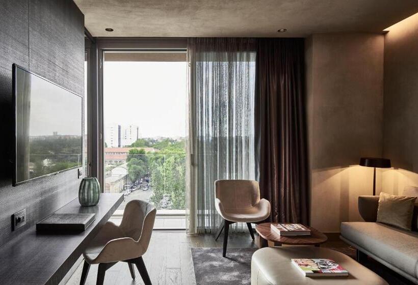 سوئیت با بالکن, Viu Milan, A Member Of Design Hotels