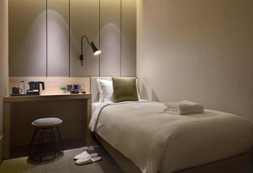 اتاق استاندارد یک نفره, Aerotel Singapore   Transit Hotel In Terminal 1