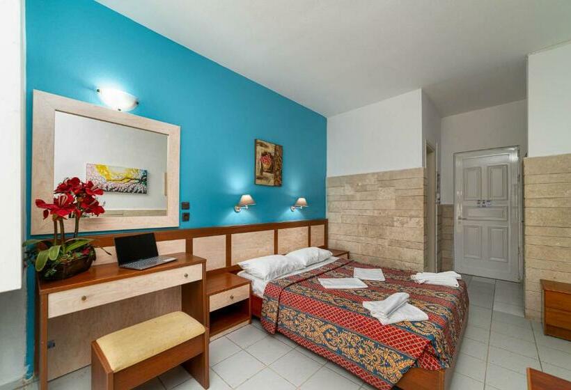 חדר סטנדרט לשלושה, Troulis Seaside