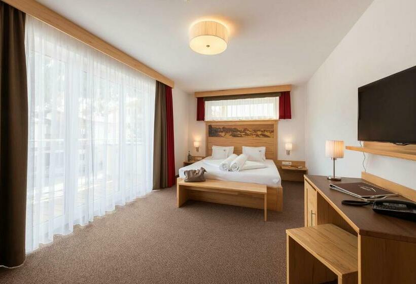 디럭스 룸 산전망, Alpinhotel Monte Superior   Silvretta Card Premium Betrieb
