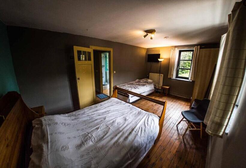 家庭间, B&b Aux 10 Clefs