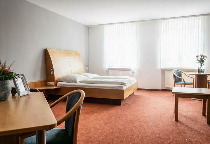家庭间, Landhotel Stegersbach