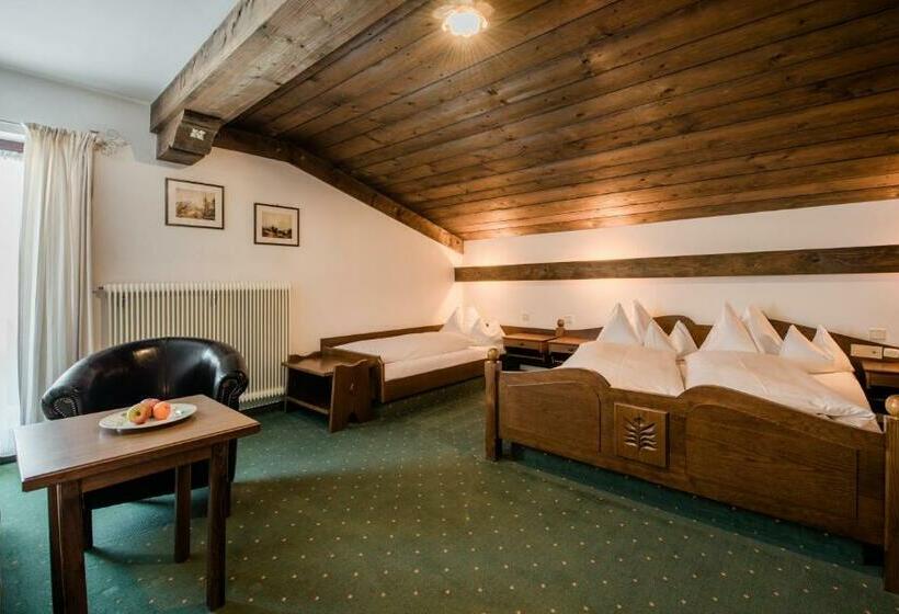 스탠다드 트리플 발코니 룸, Alpen Villa Rieder