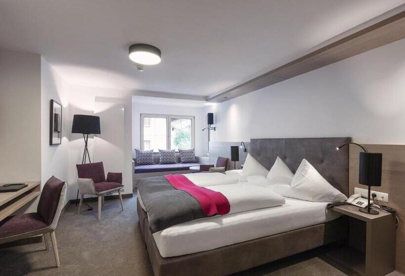 Трехместный Номер Комфорт, Quality Hosts Arlberg   Hotel Goldenes Kreuz B&b