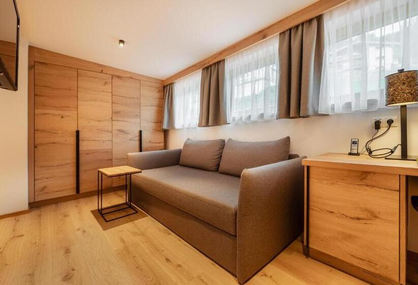 スーペリアールーム, Kräuterhotel Hochzillertal