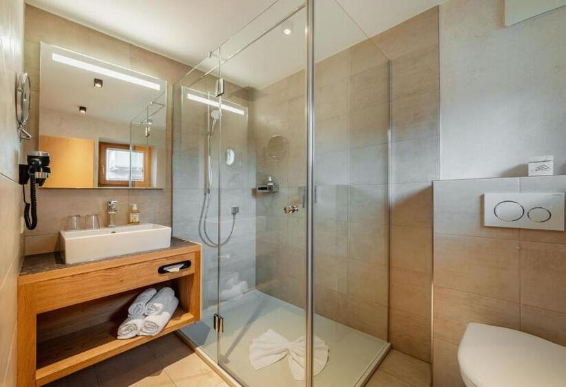 Номер Superior, Kräuterhotel Hochzillertal