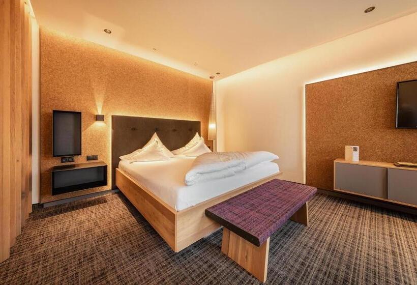 Трехместный Номер Superior, Kräuterhotel Hochzillertal