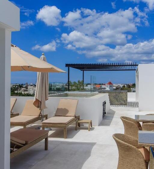 1 Szobás Apartman Terasszal, A Nah Apartments, Rooftop Pool, Walking Distance To 5th Avenue