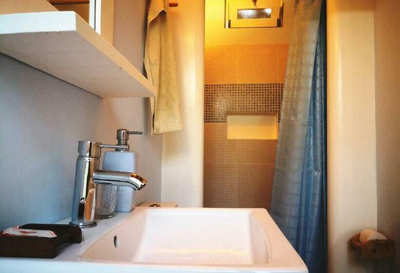 اتاق استاندارد, Casa Strela B&b Tarrafal