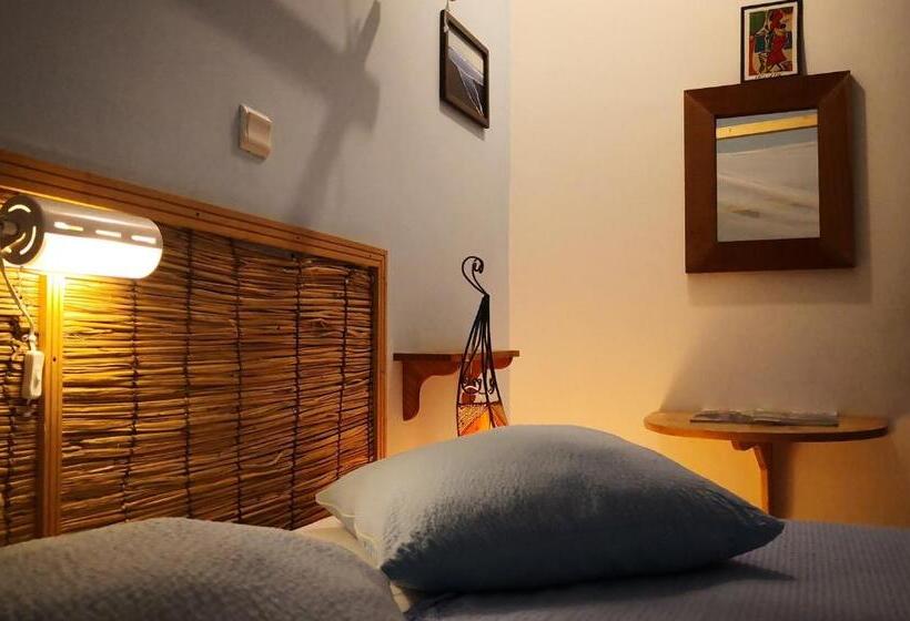Standard room with outdoor bath, Casa Strela B&b Tarrafal