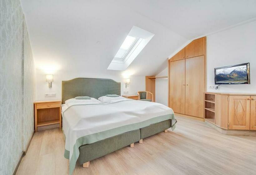 4인용 스탠다드 룸, Gasthof Hotel Hauslwirt