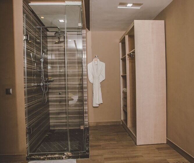 行政套房, Hôtel Down Town Maarif