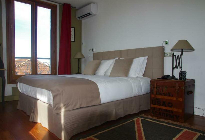 سوییت, Hôtel Des Palmistes