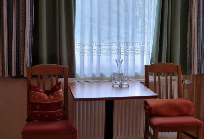 Номер Стандарт Трехместный, Karnischer Hof