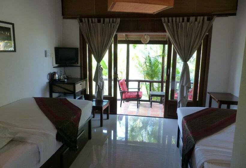 بنجلو سوبيريور, Raingsey Bungalow