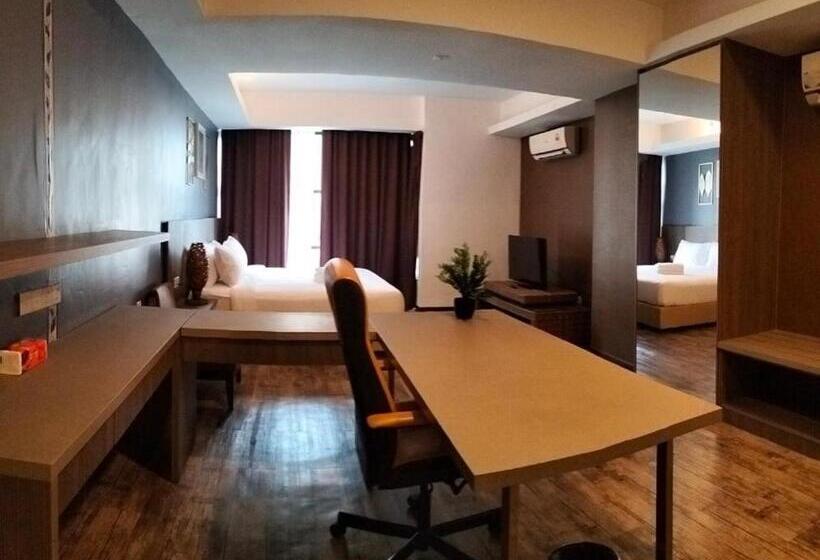 Полулюкс, Townhouse Oak 591 Shah Alam By Salaam
