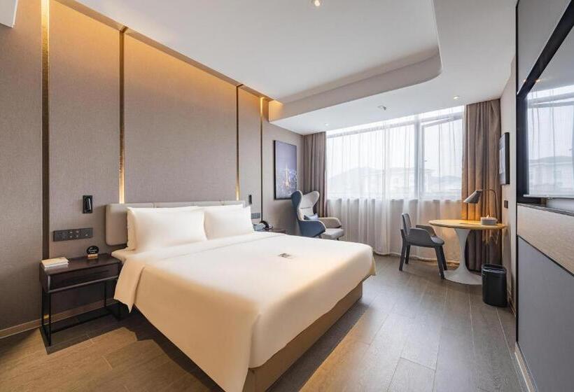Номер Deluxe, Atour Hotel Zhoushan Dinghai