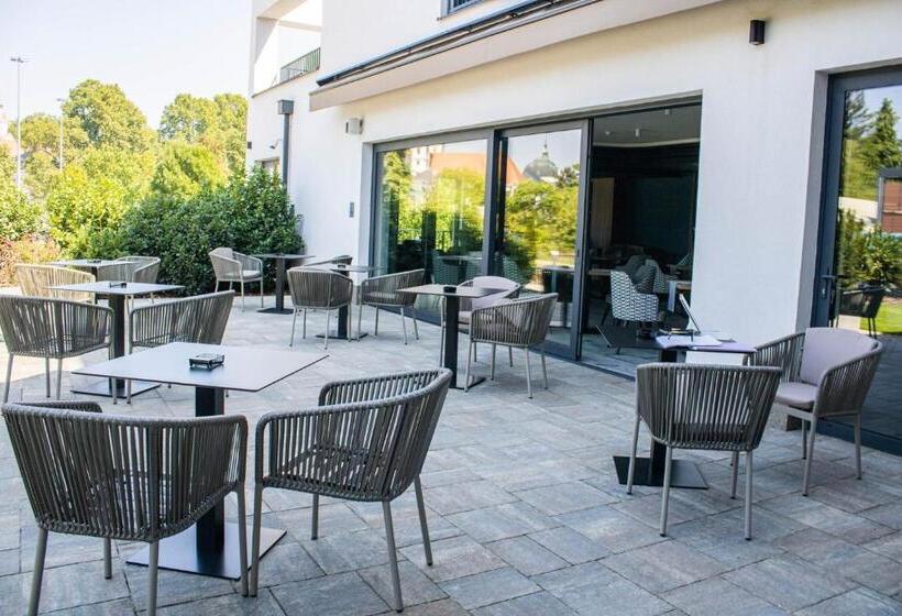Номер Стандарт, Mediterraneo Luxury Room Esztergom