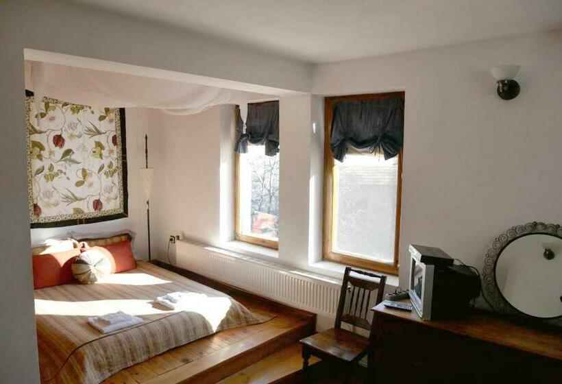 标准三人间, Castle Cottage Bed & Breakfast