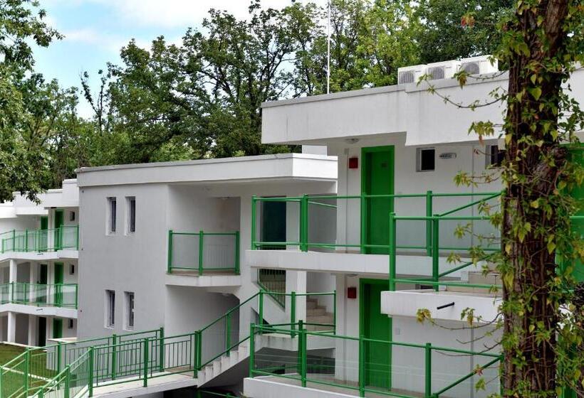 Номер Стандарт с Балконом, Forest Beach