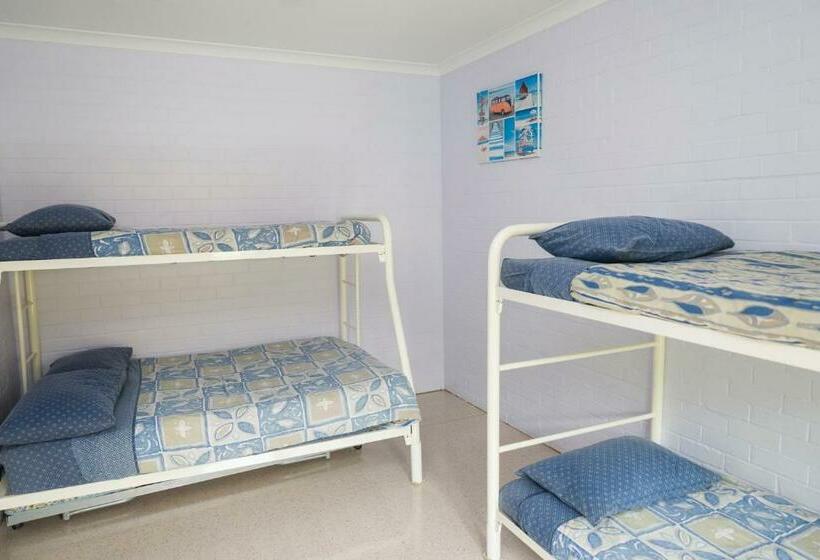 Семейный Номер Совместный Санузел, Lancelin Lodge