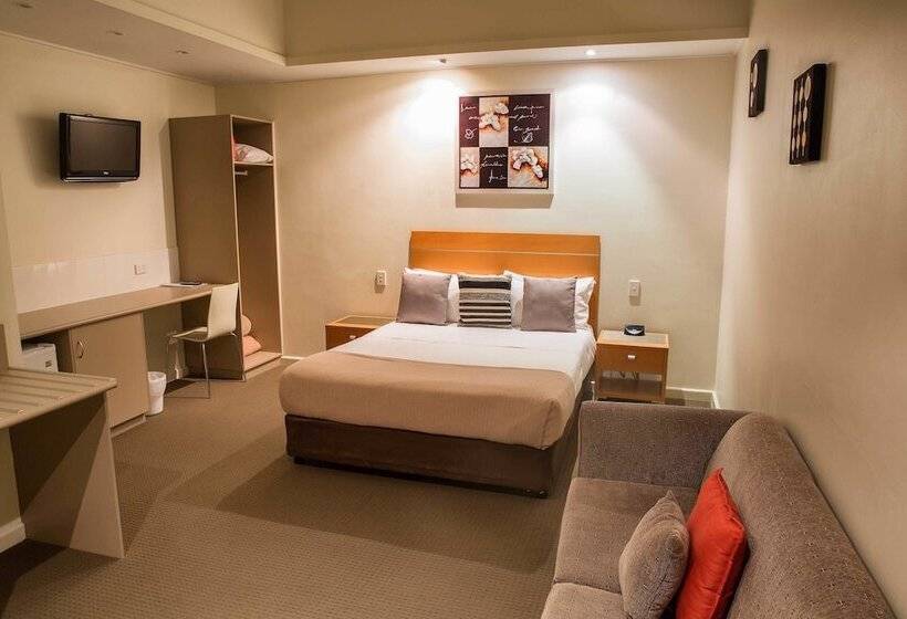 수피리어 룸, Burkes Hotel Motel