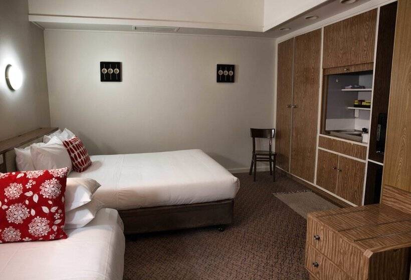 스탠다드 룸, Burkes Hotel Motel
