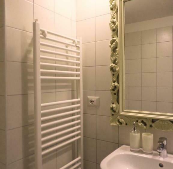Номер Стандарт Трехместный, La Contrada B&b