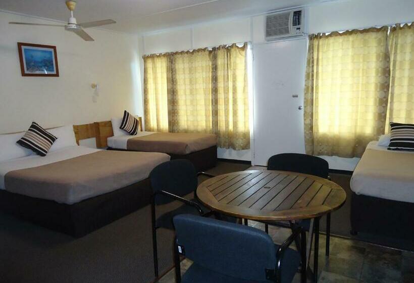 패밀리 룸, Moondarra Motel