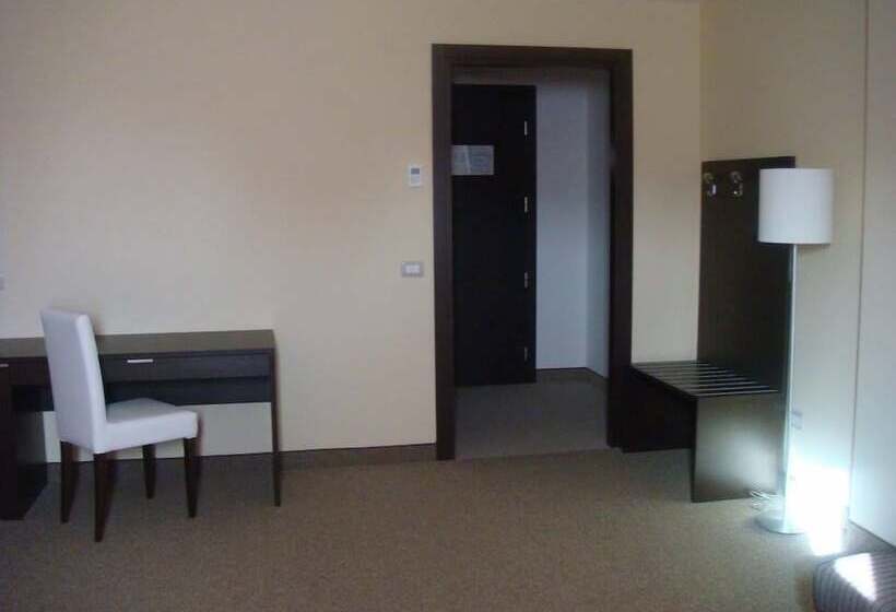 Номер Стандарт Трехместный, Santa Loja Hotel Residence