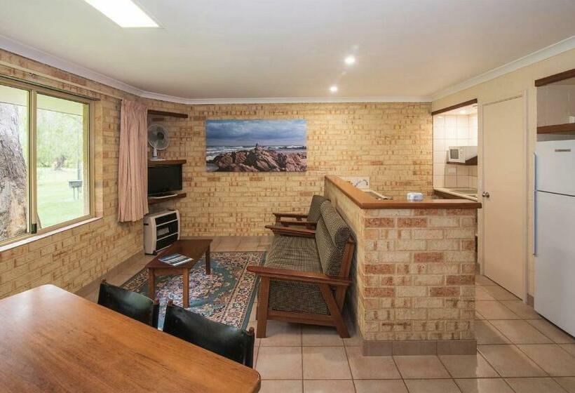 带2个卧室的别墅, Siesta Park Holiday Resort Absolute Beachfront Resort