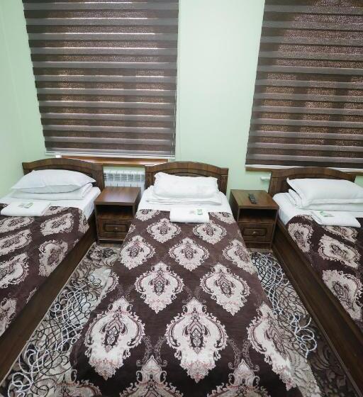اتاق استاندارد سه نفره, Guest House Gumbaz Sts