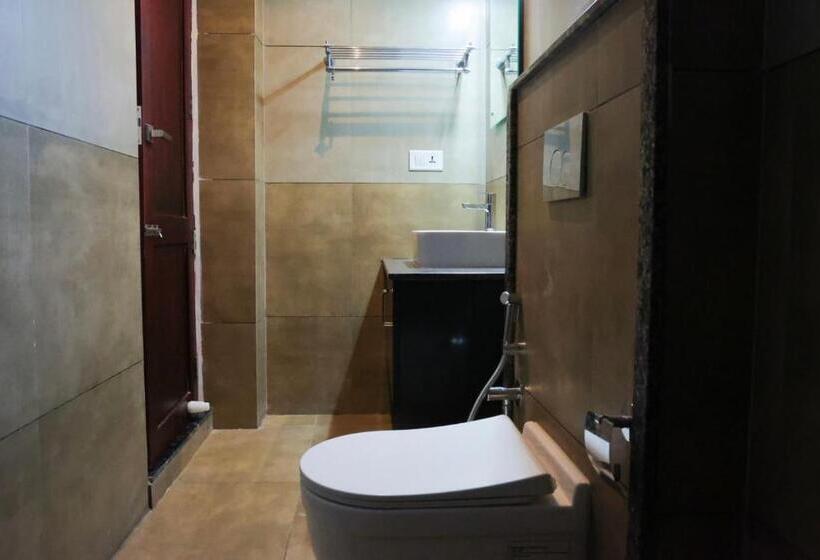 Номер Стандарт, Luxe Hotel Thekkady