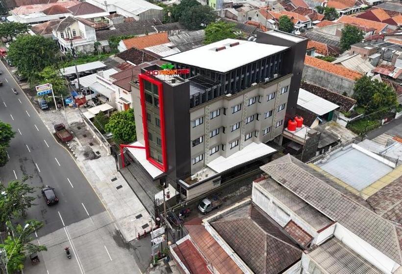 Номер Стандарт, Eno Front One Hotel Semarang