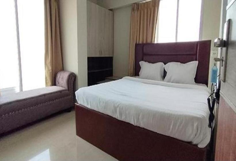 デラックスルーム, Fabhotel The Luxurie International