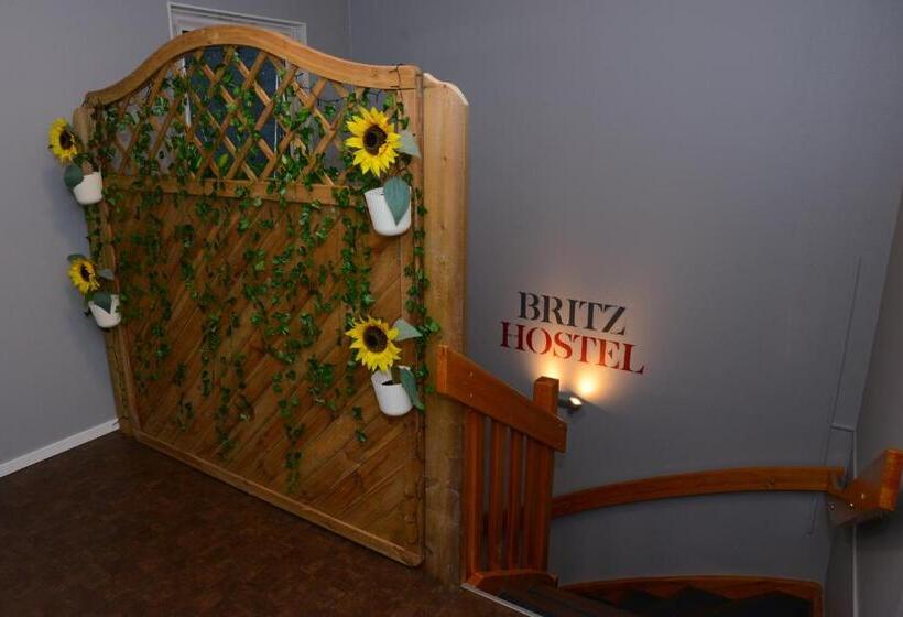 Номер Стандарт Совместная Ванная, Britz Hostel