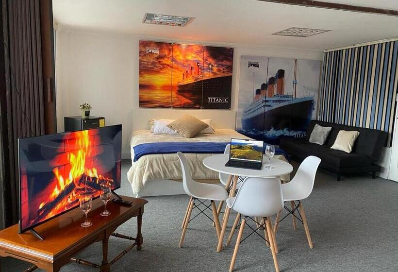 스탠다드 룸, Broadway Suites