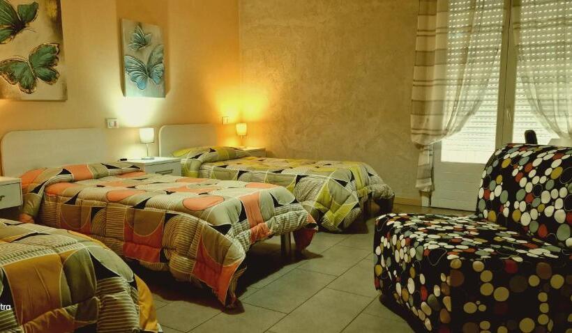 スタンダードトリプルルーム, Affittacamere Borgo Sabbionara