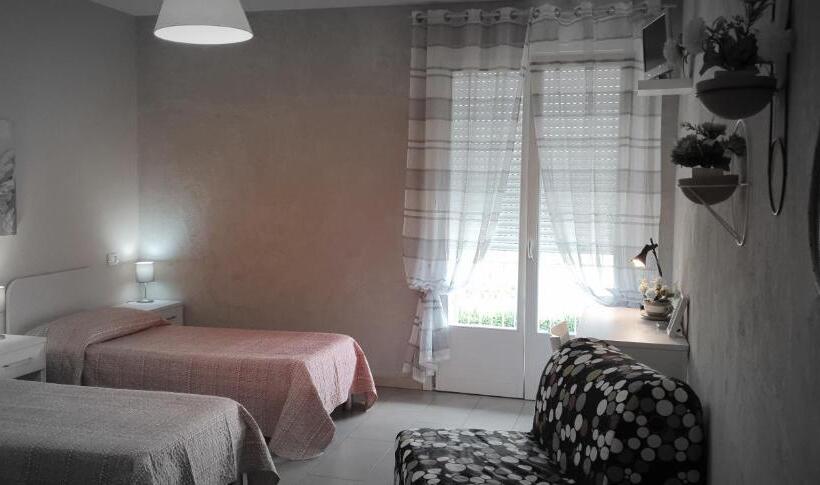 اتاق استاندارد سه نفره, Affittacamere Borgo Sabbionara