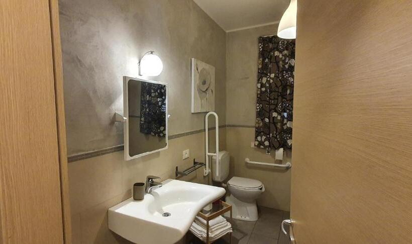 اتاق استاندارد چهار تخته, Affittacamere Borgo Sabbionara
