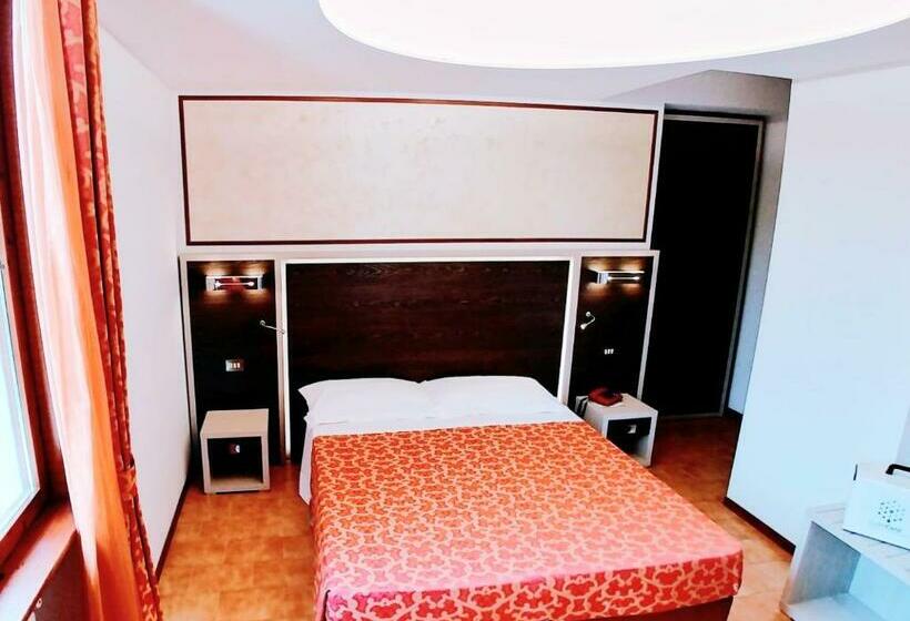 اتاق استاندارد, Albergo Carancini