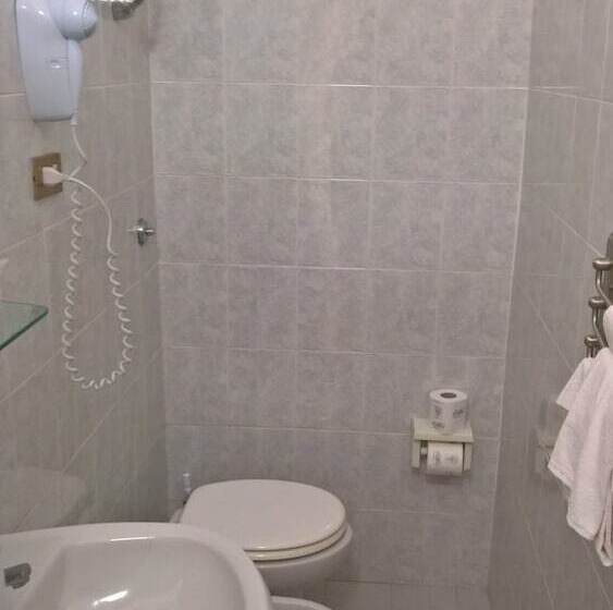 Номер Стандарт, Albergo Golfo