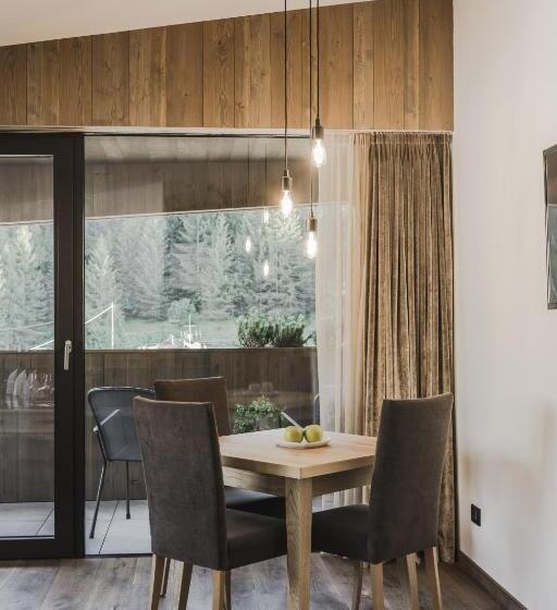 Люкс Вид на Горы, Chalet S   Dolomites Design   Adults Recommended