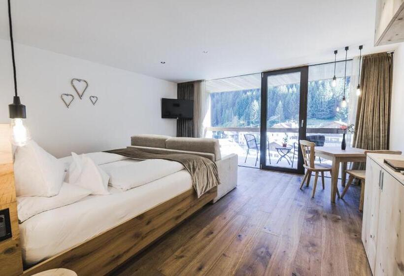 Полулюкс, Chalet S   Dolomites Design   Adults Recommended