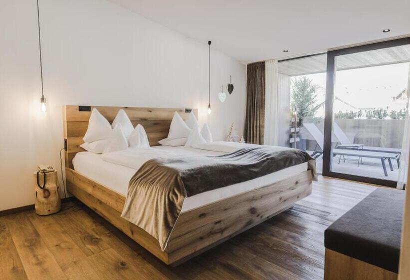 Люкс Вид на Горы, Chalet S   Dolomites Design   Adults Recommended