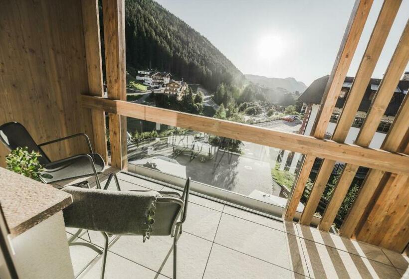 Номер Deluxe, Chalet S   Dolomites Design   Adults Recommended