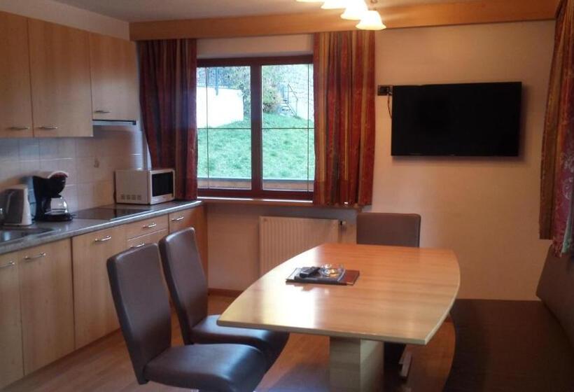 Апартаменты 4 Спальни, Garnì Gardena   Appartments