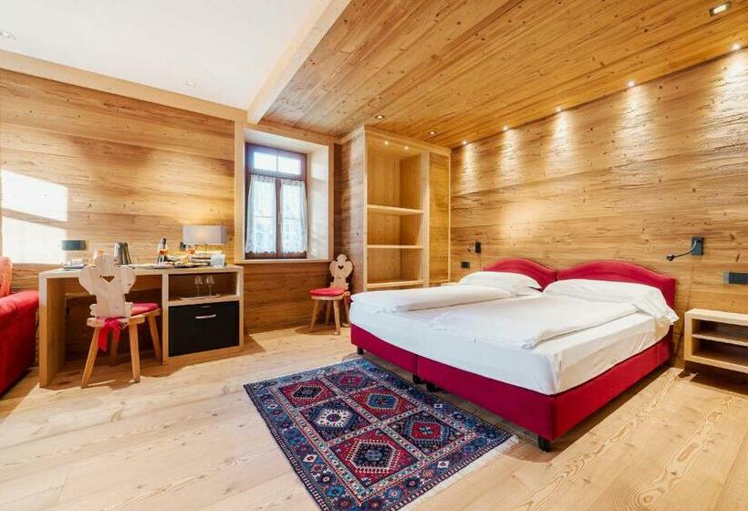 Полулюкс, Villa Alpina S