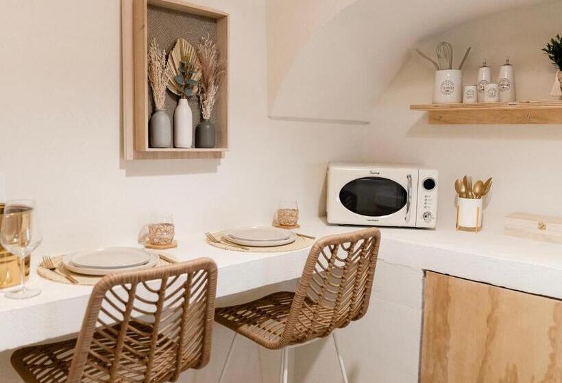 Suite with Terrace, Aurluna Luxury Suites